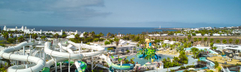 Overzicht van het Aqualava Waterpark bij Relaxia Lanzasur Club, met een groot aanbod aan spectaculaire waterglijbanen en zwembaden.