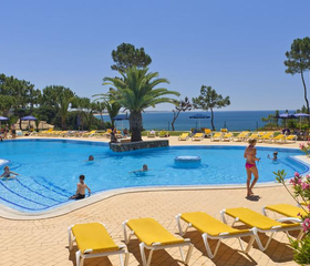 Aparthotel Alfagar Village