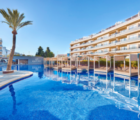 Zafiro Palmanova Main Pool