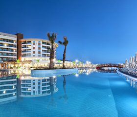 Aquasis Deluxe Resort & Spa