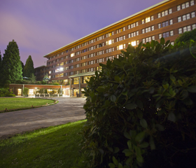 Disney's Sequoia Lodge