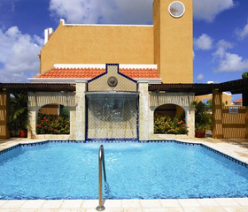 Harbour Village Beach Club