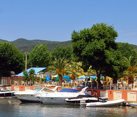 Holiday Marina