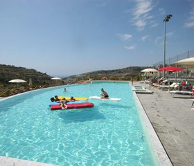 Residence Castellaro Golf Resort