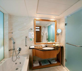 Hotel Constantinou Bros Athena Beach