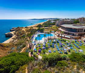Auramar Beach Resort
