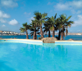 Hotel Dolmen Resort