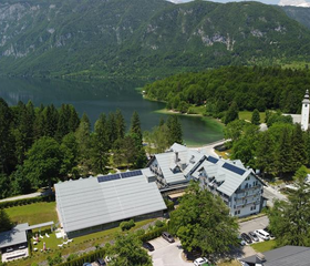 Hotel Jezero