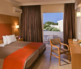 hotel-kipriotis-village-resort (10).jpg