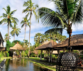 Hotel Legian Beach