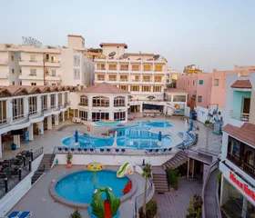 Minamark Beach Resort