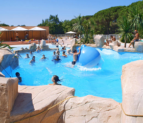 Camping Parc Saint James Oasis Village