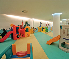 Hotel Port Fiesta Park