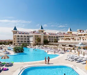 Side Star Resort