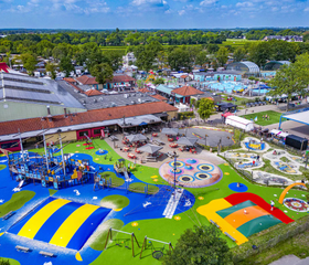 Totaaloverzicht van alle waterattracties en glijbanen bij de Wondermolen