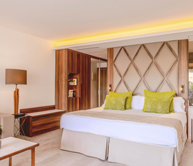 ZafiroPalacePalmanova_Junior Suite & Zafiro Club Junior Suite