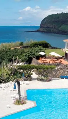 Hotel Caloura Resort
