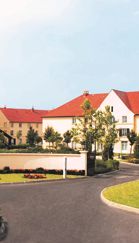 Campanile Val de France (voorheen Kyriad Hotel)