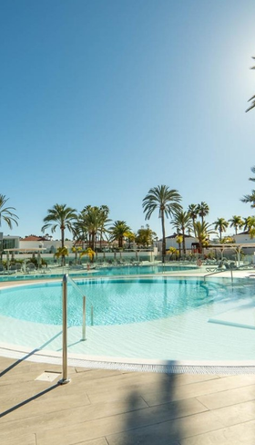 Hotel LIVVO Dunagolf Suites