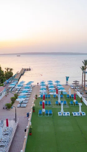 Minamark Beach Resort