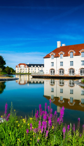Staycity Aparthotel & Villa Park