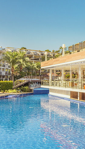 ZafiroPalacePalmanova_Main Pool