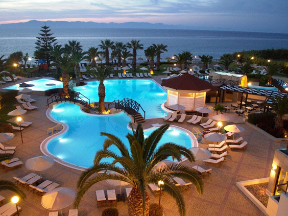 aparthotel-andrea-mare (4).jpg