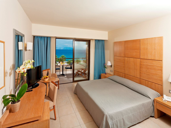 aparthotel-andrea-mare (12).jpg