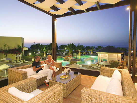 aparthotel-andrea-mare (15).jpg