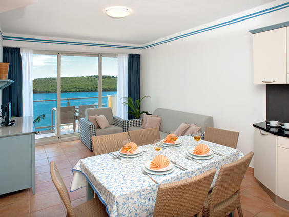 Aparthotel Del Mar