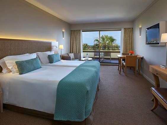 Aparthotel Eden Mar