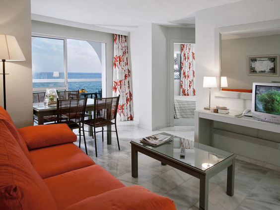 Aparthotel Marinas de Nerja Beach & Spa
