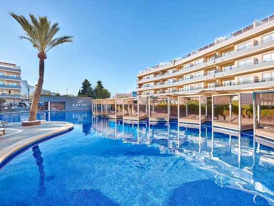 Zafiro Palmanova Main Pool