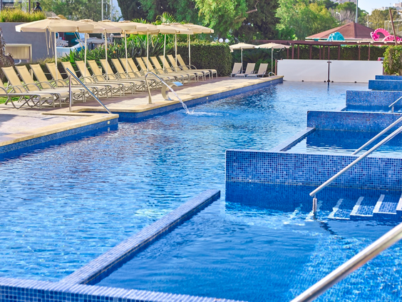 Zafiro Palmanova Swim Up Pool