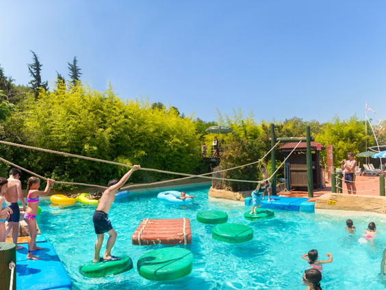 Aquapark met activiteitenparcours Aqua Fantasy Kusadasi