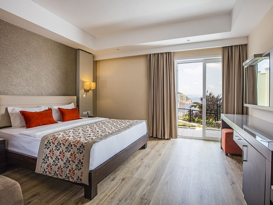 Aria Claros Beach & Spa Resort