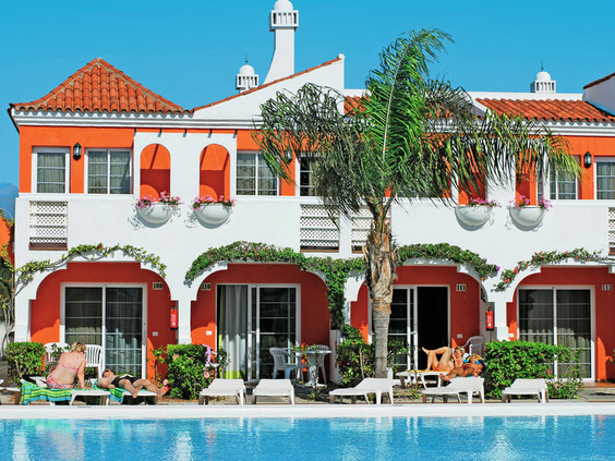 Bungalows Cordial Green Golf