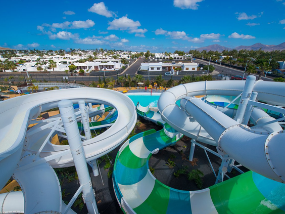 Rooftop bar met panoramisch uitzicht Relaxia Lanzasur Club Lanzarote familieresort
