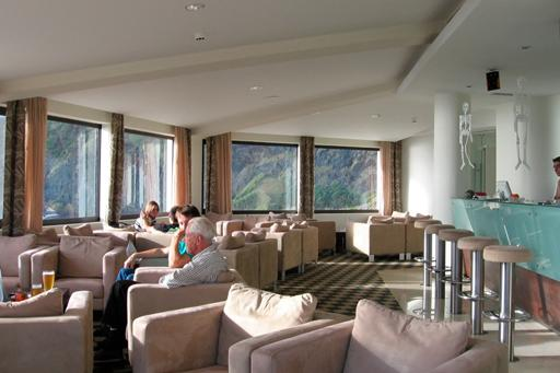 Hotel Caloura Resort