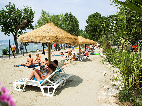 camping cisano san vito