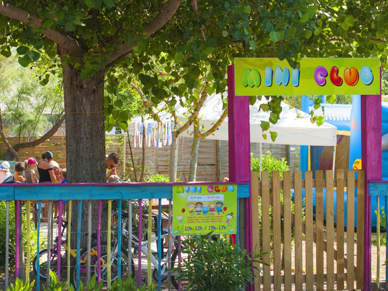 Camping Les Méditerranées Beach Garden