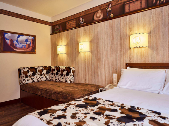 Disney Hotel Cheyenne