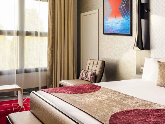 Disney Hotel New York  (27).jpg