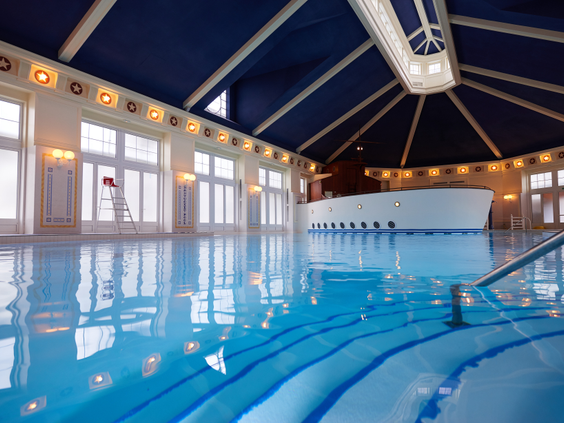 Disney's Newport Bay Club