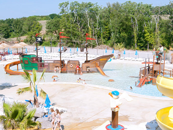 Camping Domaine Le Pommier