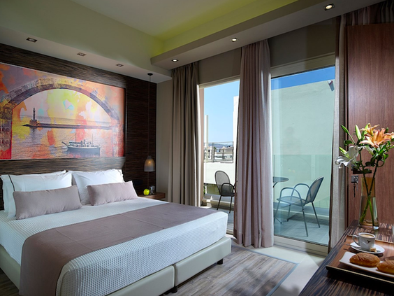 Elotis Suites