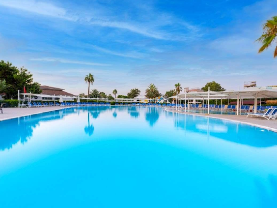Euphoria Palm Beach Resort