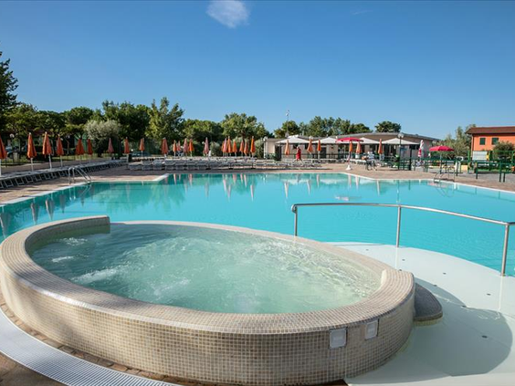 Camping Garda Village