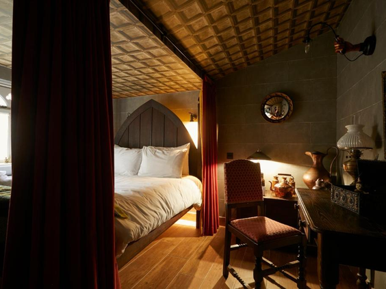Georgian House Hotel