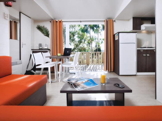 luxe kamperen Frankrijk (kinderspeelplaats)